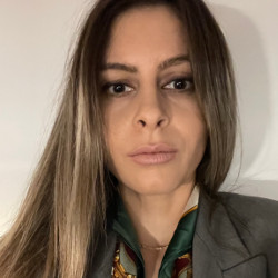 Βασιλική Ταραρά