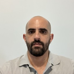 Γιώργος Ματζουράκης